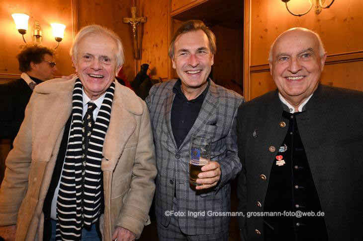 Michael Graeter, Deutsches Theater Chef Thomas Linsmayer, Angermaier Chef Axel Munz am 03.02.2026 der Iberl-B&uuml;hne (&copy;Foto: Ingrid Grossmann) 